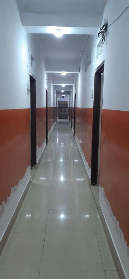 Hotel Yuvraj Patna  Ngoại thất bức ảnh